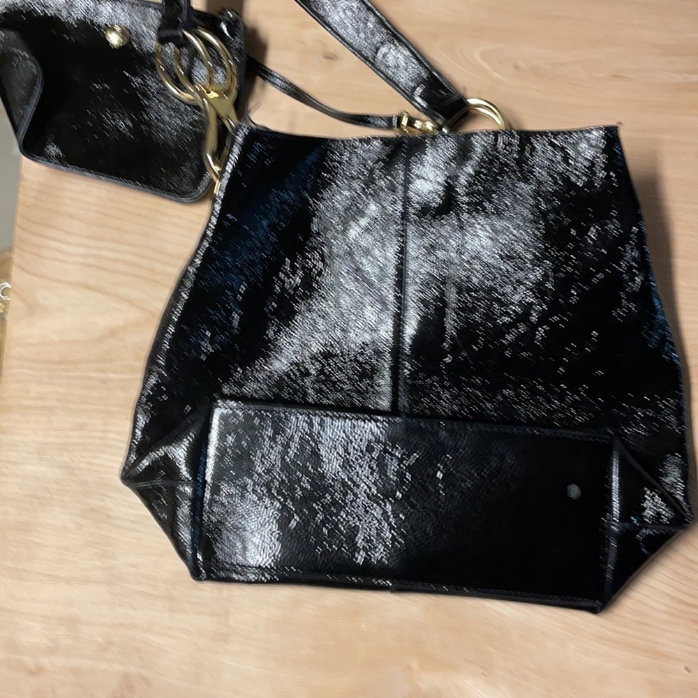 Black bag - Picture 2 of 4